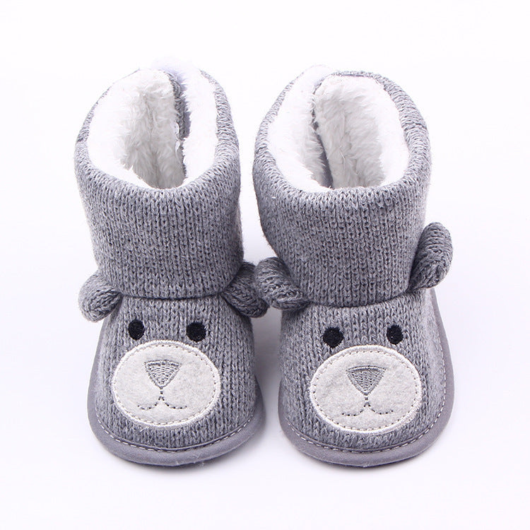 New bear knitting plus baby shoes
