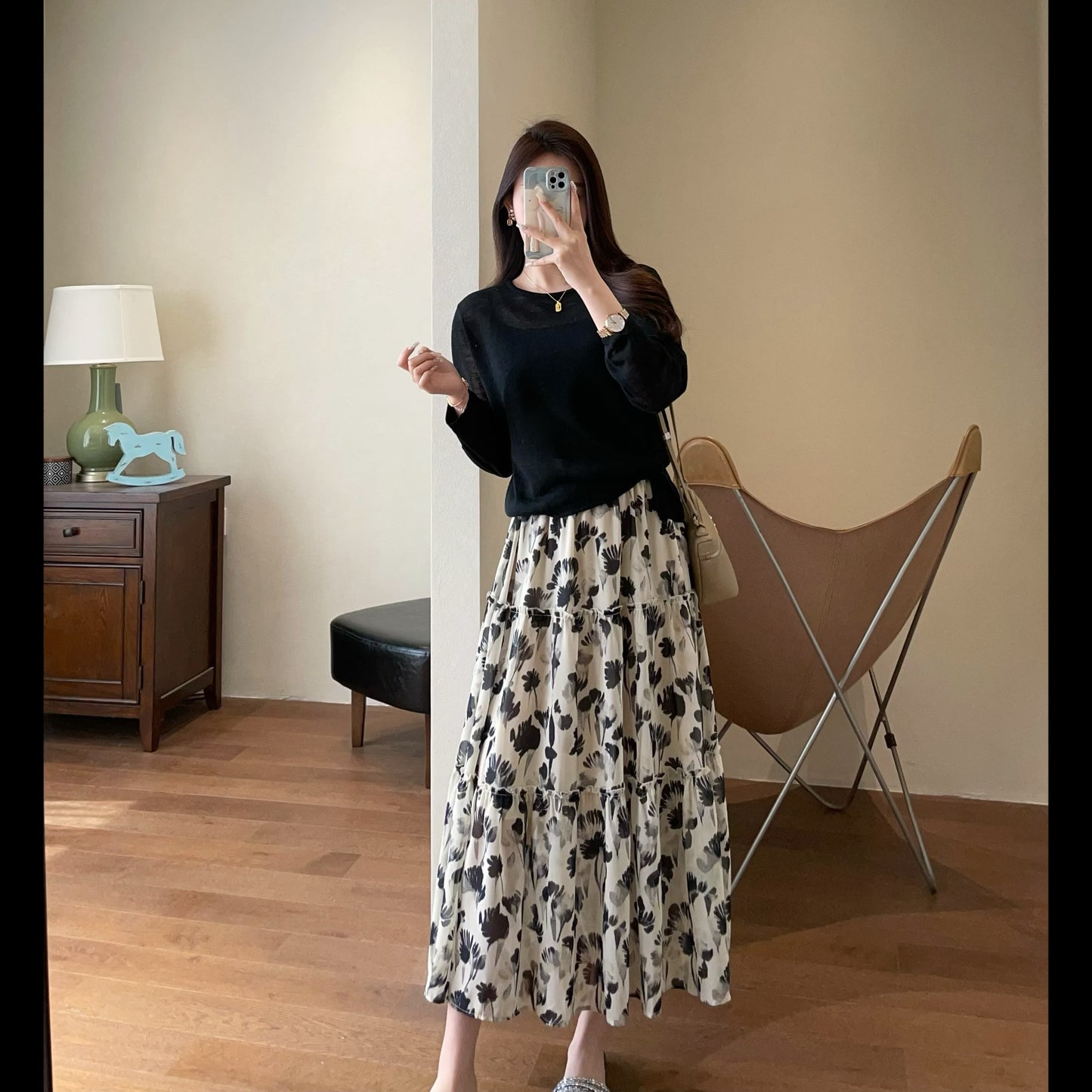 Elegant Romantic Flower In Straight Chiffon Skirt