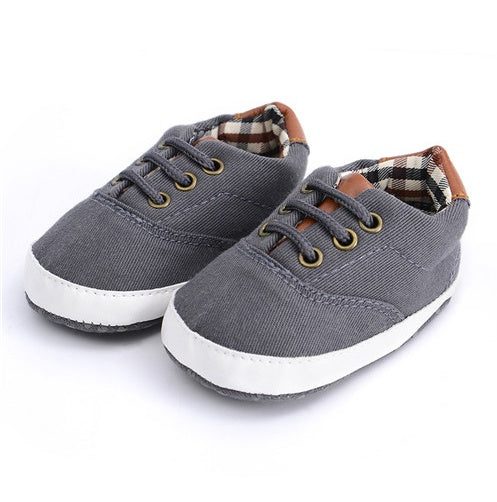 Lace soft bottom baby shoes