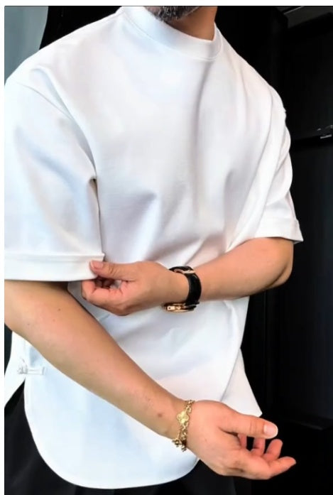 Men's Buttoned Round Hem T-Shirt