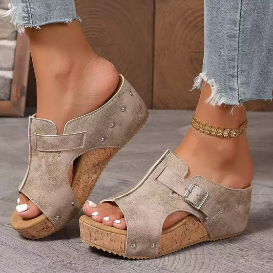 Plus Size Women's Wedge Sandals Rivet Slippers