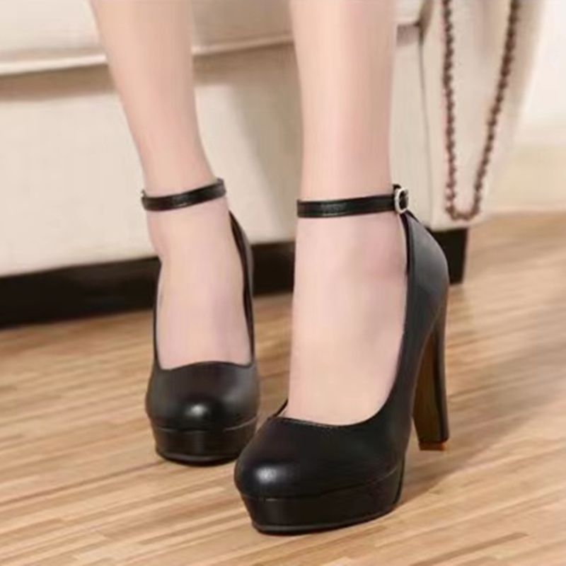 Ladie's Chunky Heel High Heels