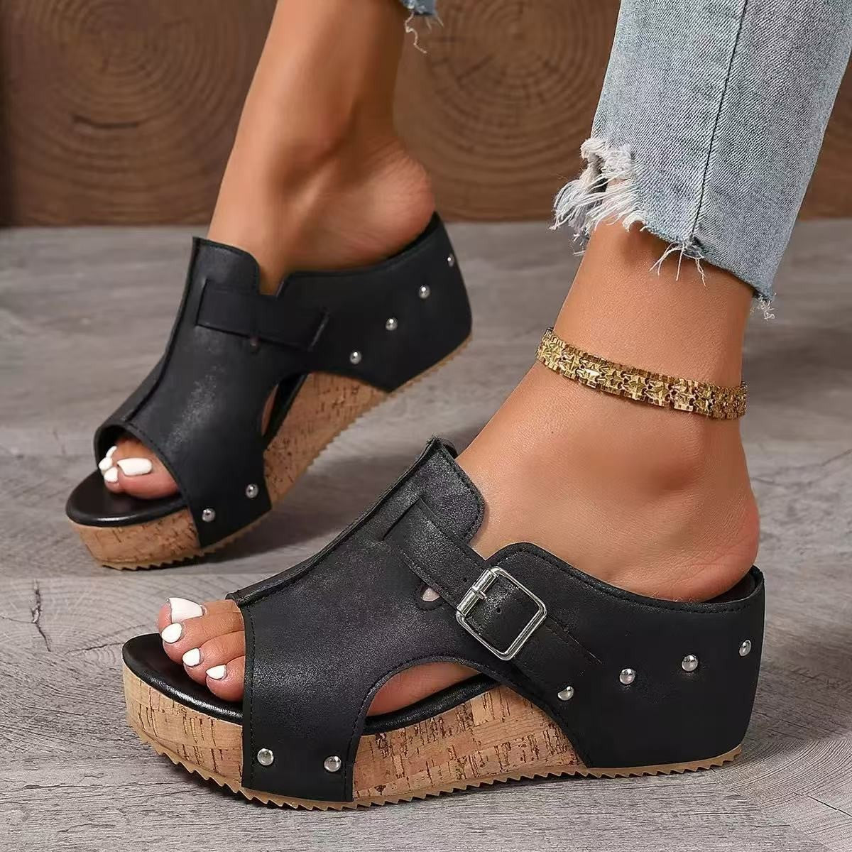 Plus Size Women's Wedge Sandals Rivet Slippers