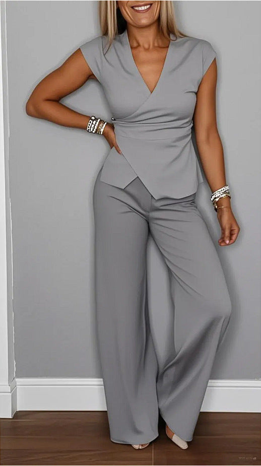 Women's V-neck Sleeveless Belt Buckle Two-piece Set