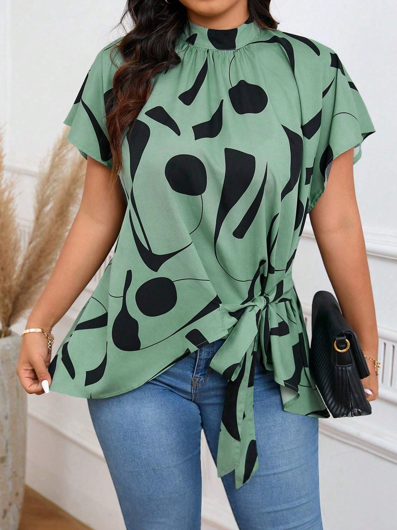 Plus-size Elegant Short-sleeve Shirt