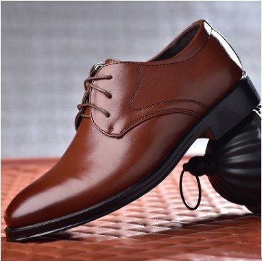 Black Shoes With Pointed Toe