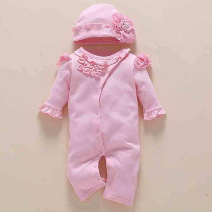 Baby wears newborn baby clothing romper jumpsuit