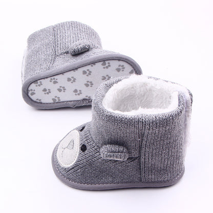 New bear knitting plus baby shoes