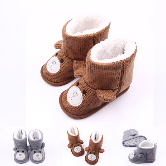 New bear knitting plus baby shoes