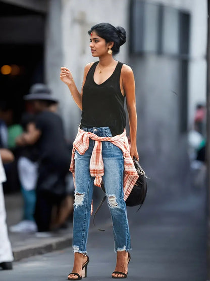 Stretchy Boyfriend Ripped Jeans For Women