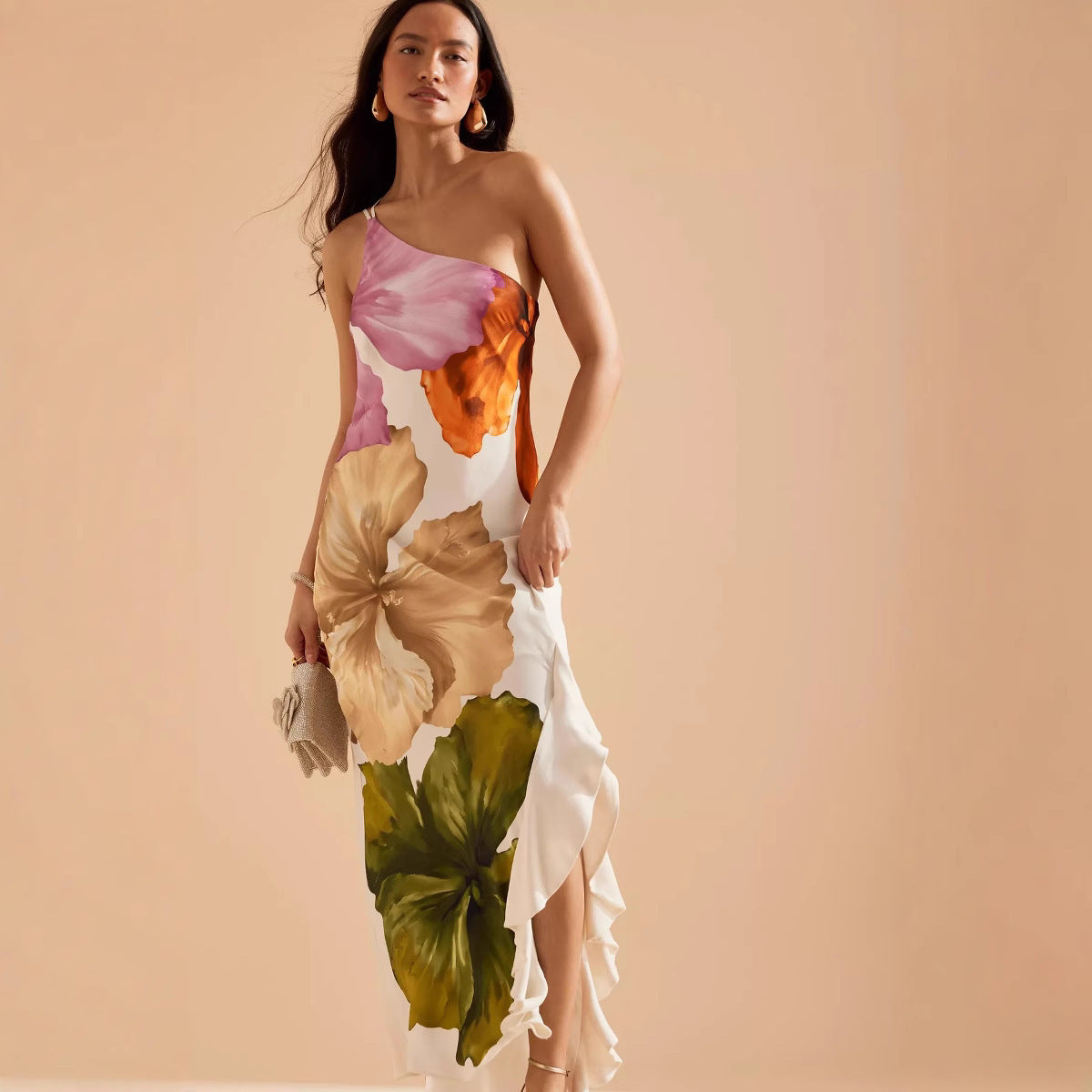 Oblique Shoulder Female Dress