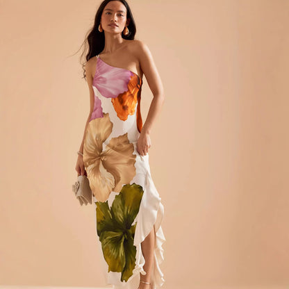 Oblique Shoulder Female Dress