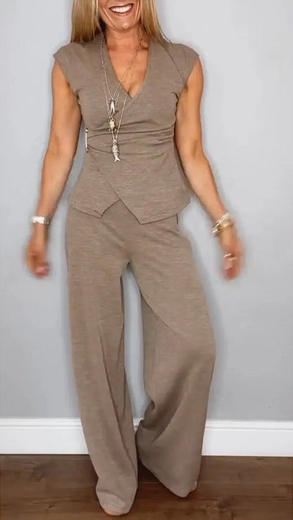 Women's V-neck Sleeveless Belt Buckle Two-piece Set