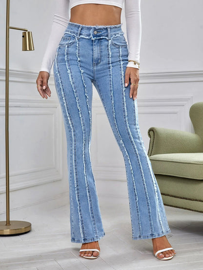 Slightly Flared Wadding Edge Jeans