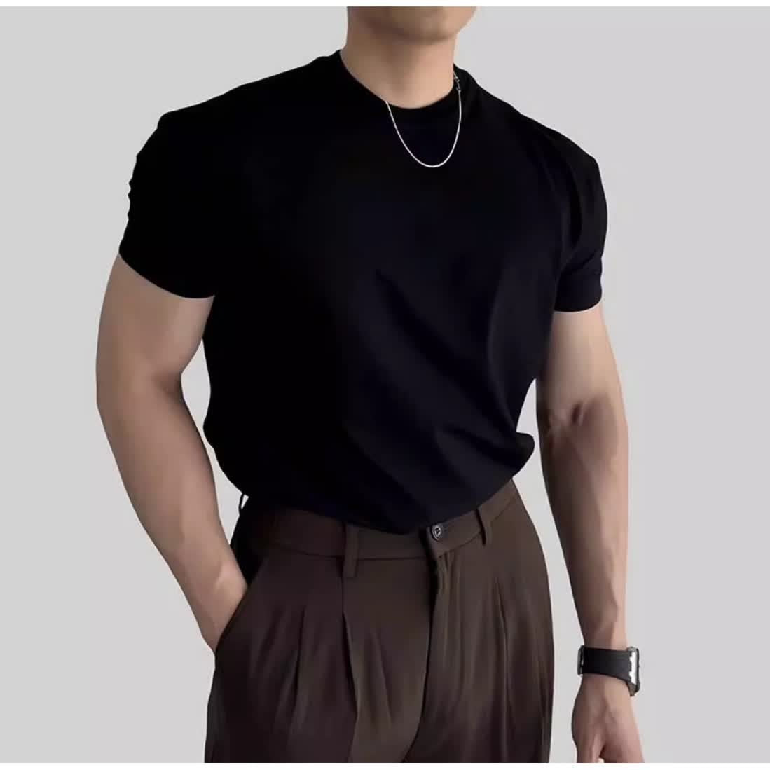 Nice Closed Short-sleeved T-shirt Men