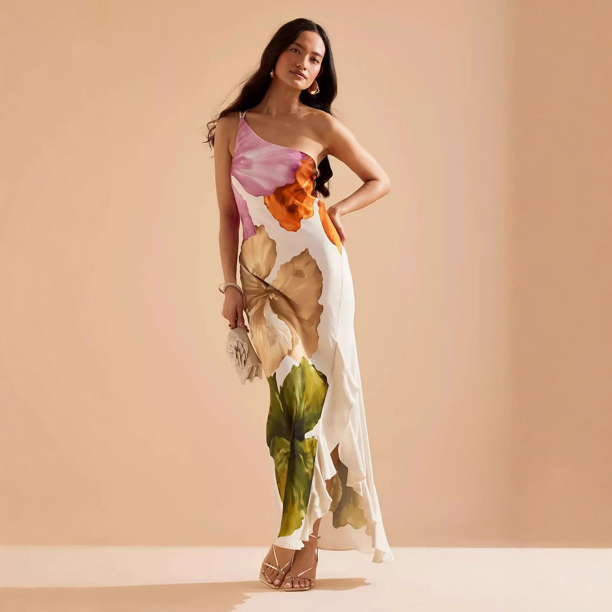 Oblique Shoulder Female Dress