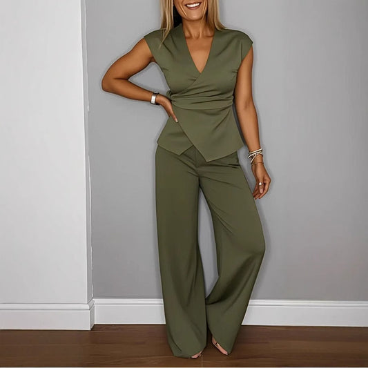 Women's V-neck Sleeveless Belt Buckle Two-piece Set
