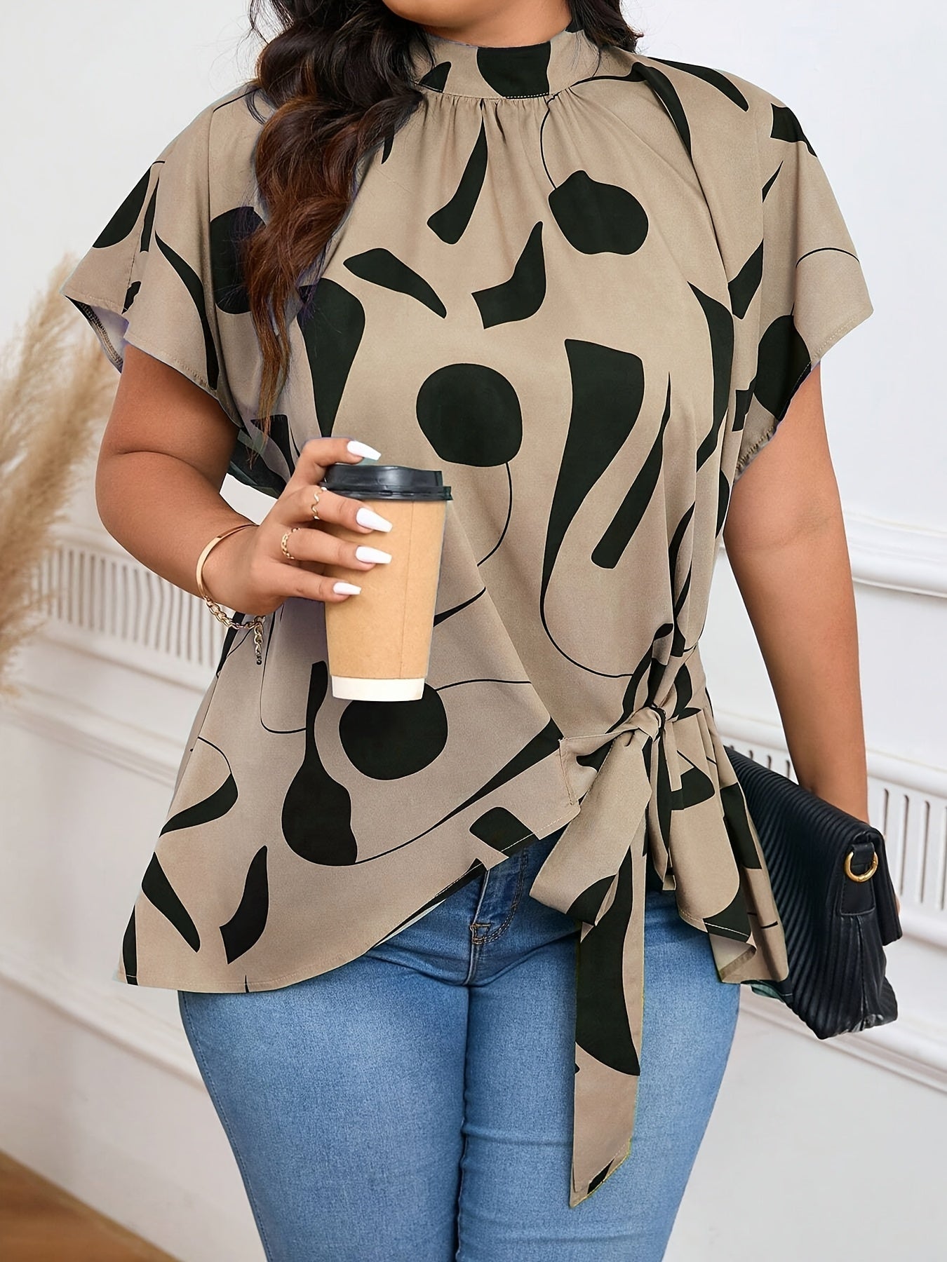 Plus-size Elegant Short-sleeve Shirt